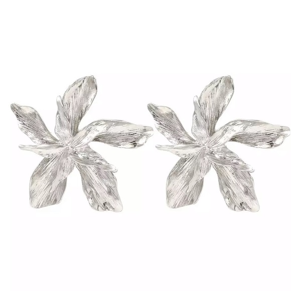 Metal Silver & Gold Color Flower Big Earrings - Picture 3 of 4